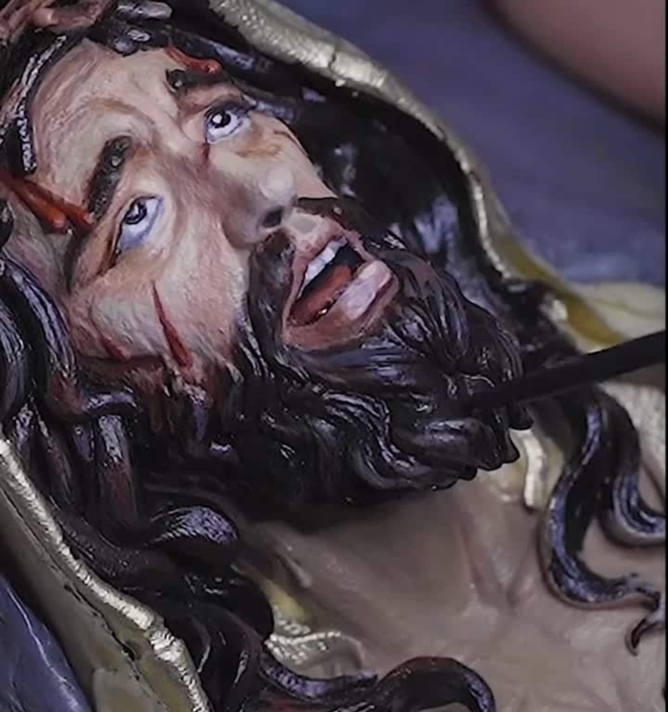 "Antes de la Cruz" Colgante de Jesus en Oro 14k